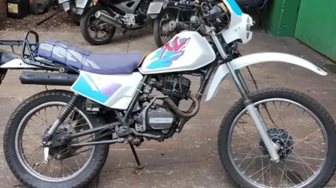 73 Motos Honda Biz, CG, Pop 100, Strada a partir de 300 no leilão de Trânsito