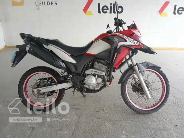 honda-xre-leilao-motos-oportunidade-investir-renda-extra
