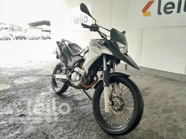 honda-xre-leilao-motos-oportunidade-investir-renda-extra
