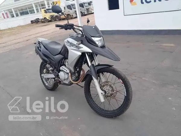 honda-xre-leilao-motos-oportunidade-investir-renda-extra
