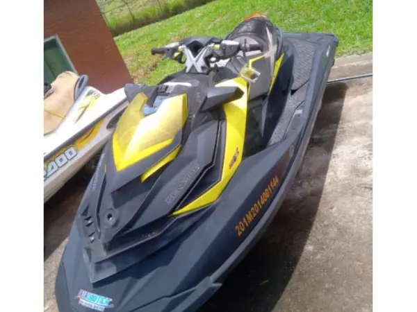 jet-sky-leilao-veiculos-oportunidade-investir-renda-extra
