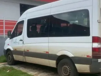 Leilão de Prefeitura tem Sprinter, Kombi, Moto e carros a partir de 100 reais