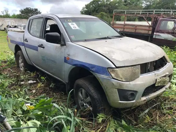 mitsubishi-l200-triton-leilao-veiculos-oportunidade-investir-renda-extra
