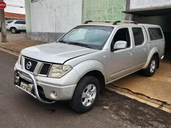 nissan-frontier-leilao-veiculos-oportunidade-investir-renda-extra