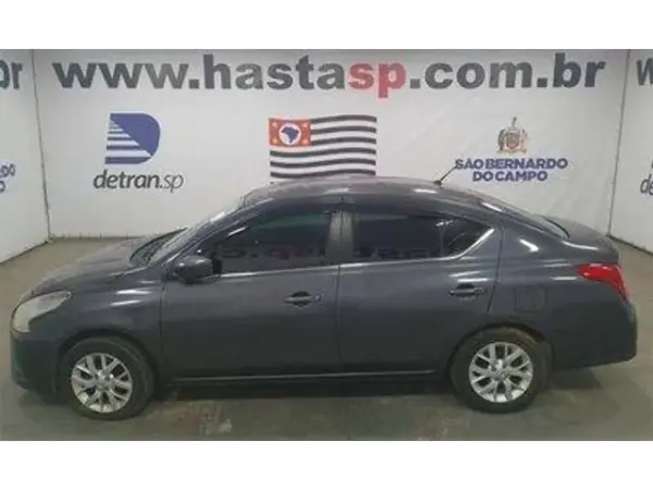 nissan-versa-leilao-veiculos-oportunidade-investir-renda-extra
