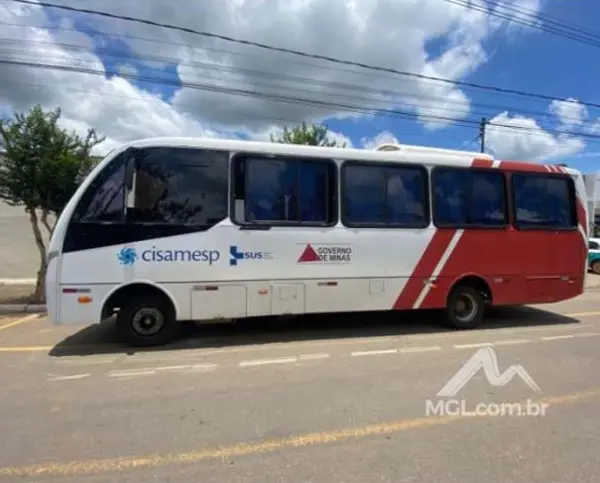 onibus-mercedes-benz-leilao-veiculos-oportunidade-investir-renda-extra