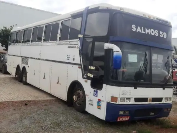 onibus-volvo-leilao-veiculos-oportunidade-investir-renda-extra