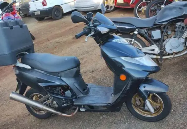 suzuki-an-leilao-motos-oportunidade-investir-renda-extra
