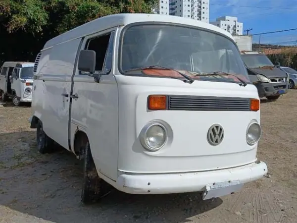 volkswagen-kombi-leilao-veiculos-oportunidade-investir-renda-extra
