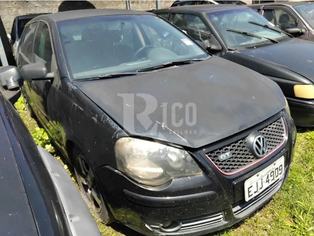Polo GT e Volkswagen Golf a partir de 950 reais no Leilão do Detran