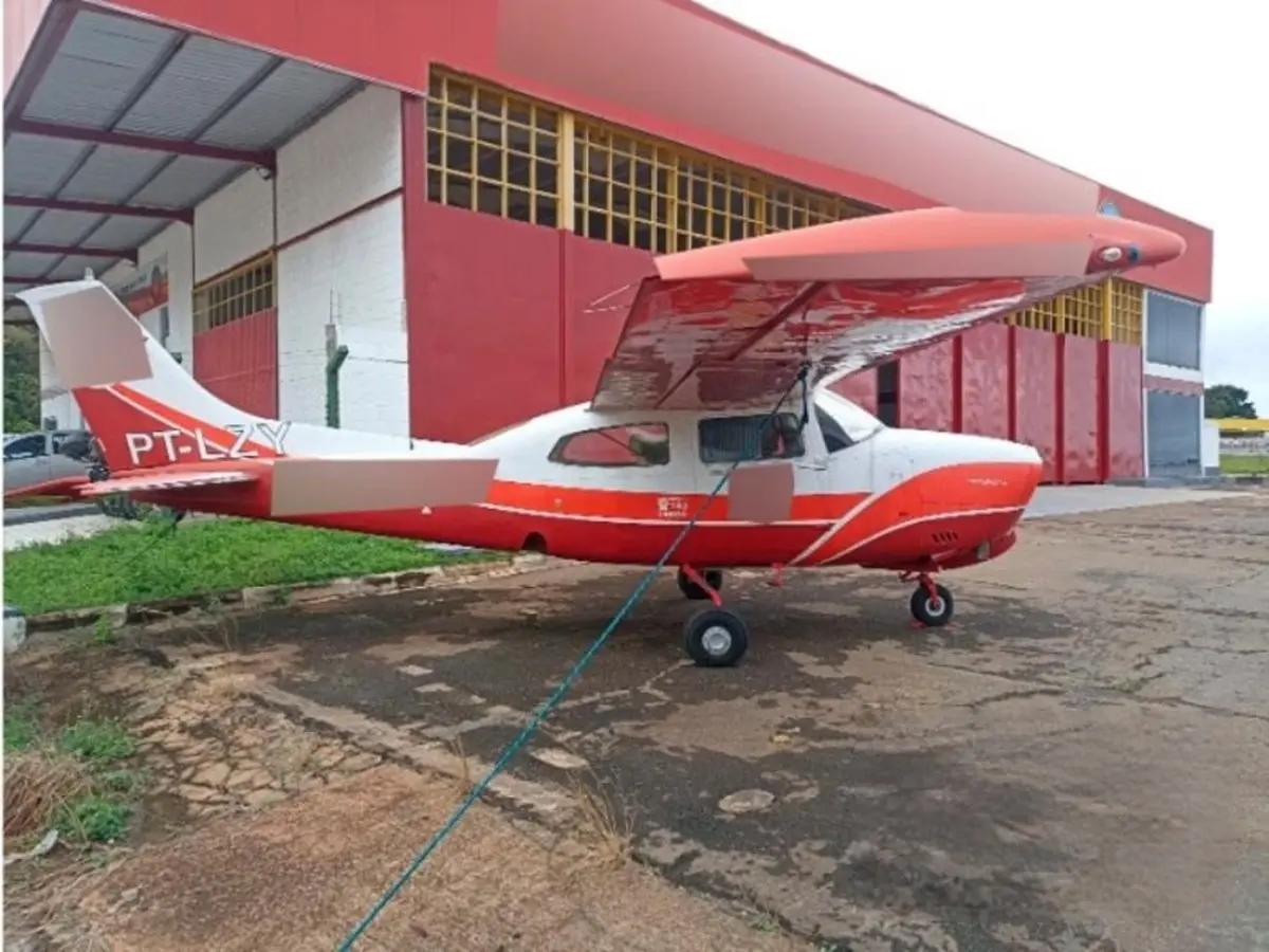 Leilão do Ministério da Justiça tem Ford F250, Avião Cessna e Saveiro Cross