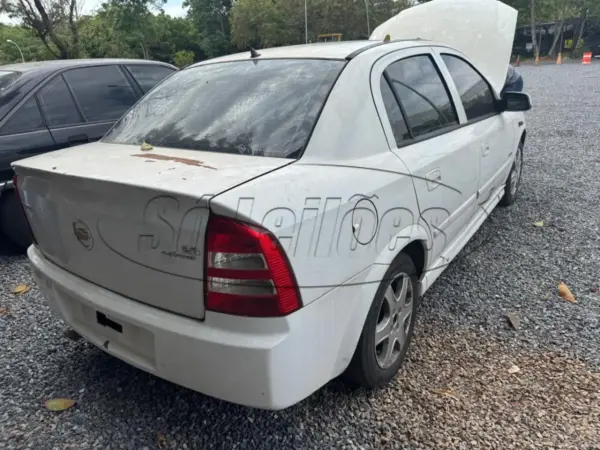 Chevrolet Astra leilão veículos da frota misterio da justiça