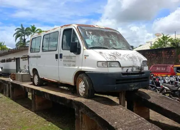 Fiat Ducato Minibus leilao veiculos frota governo estadual