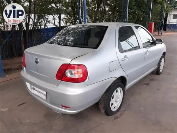 Fiat Siena  leilão veiculos da caixa economica federal