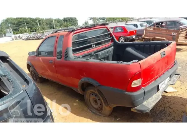 Fiat Strada Cabine Estendida leilao veiculos detran