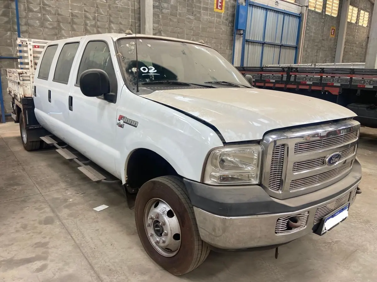 Ford F4000 2016 leilao de veiculos de usina