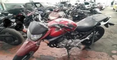 Honda CB 300  leilão de motos detran são paulo