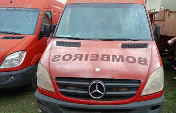 Mercedes Benz Sprinter 2013 leilao veiculos frota governo estadual