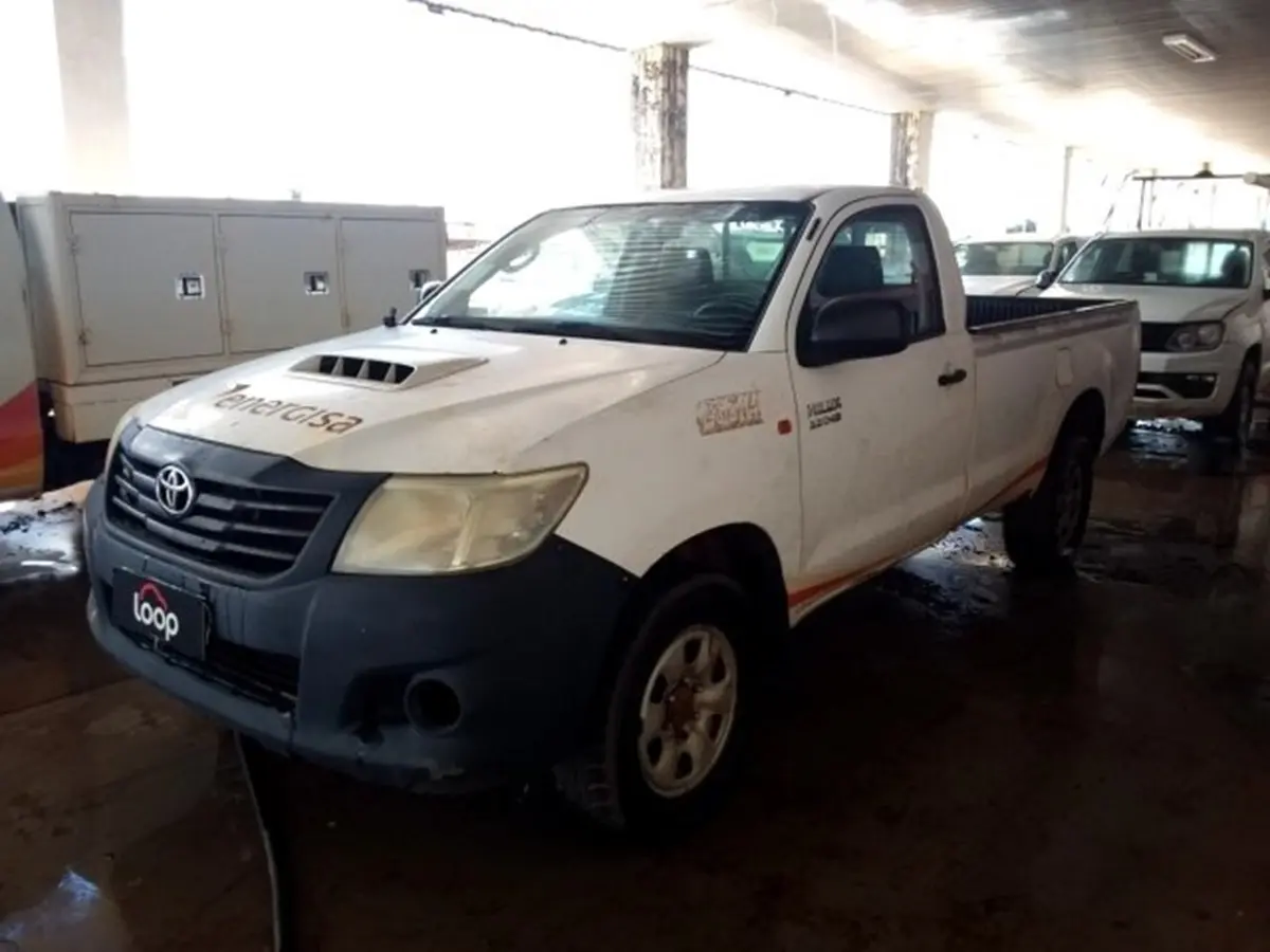 88 Caminhonetes Hilux, Amarok, Caminhões e motos a partir de 500 Reais no Leilão de Frota