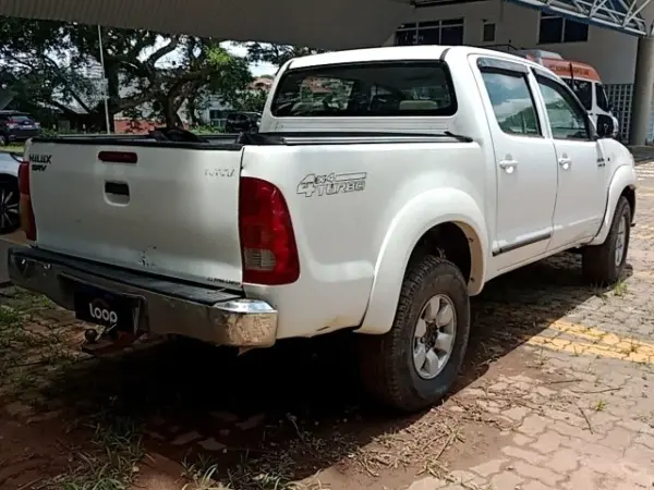 Toyota Hilux 4x4 leilao de veiculos retomados de finaciamento