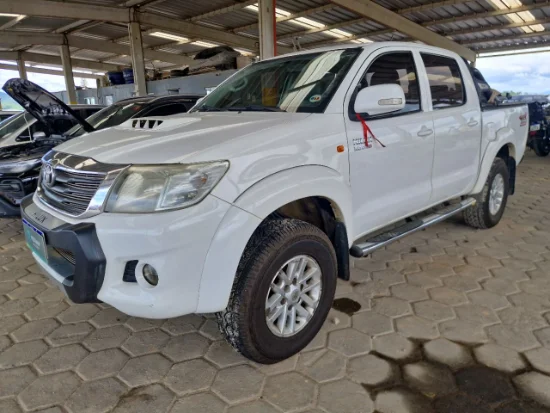 Toyota Hilux 4x4 leilão de veiculos sinistrados