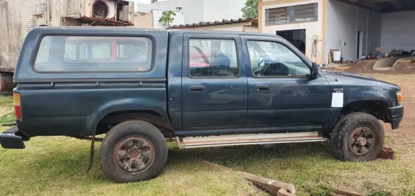 Toyota Hilux DLX Leilão Viaturas policia militar e bombeiros