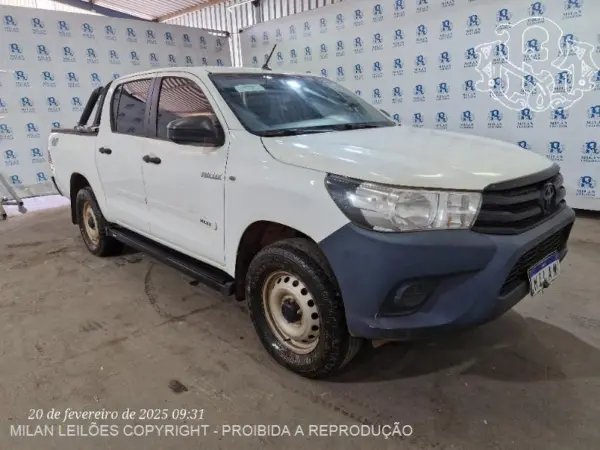 Toyota Hilux Lodm4hd leilão de veiculos retomado finciamento