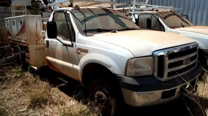 Leilão de Frota tem Caminhão Ford F4000 4x4 a partir de 16 mil reais, Caminhonetes motos