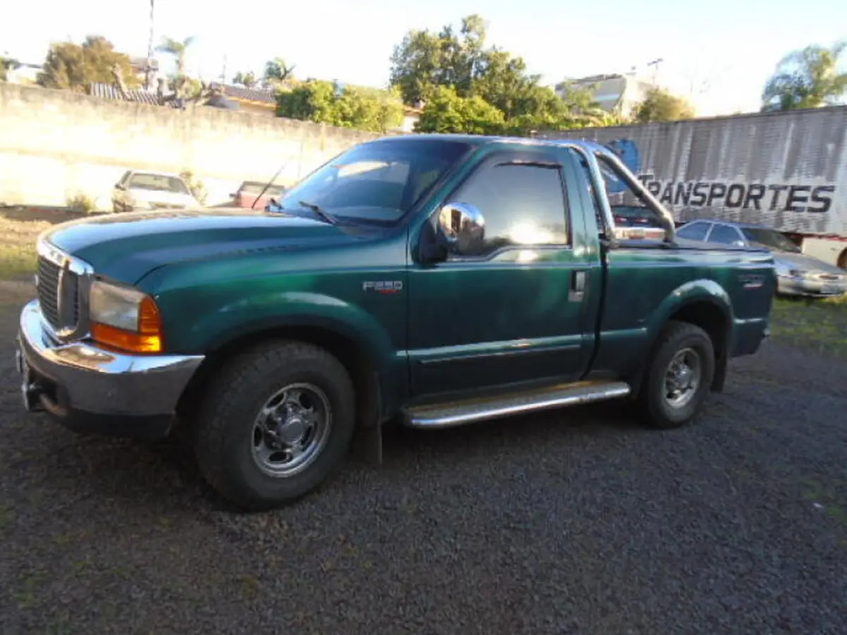 Caminhonetes Ford f250, Strada e Del Rey no Leilão da Justiça Estadual