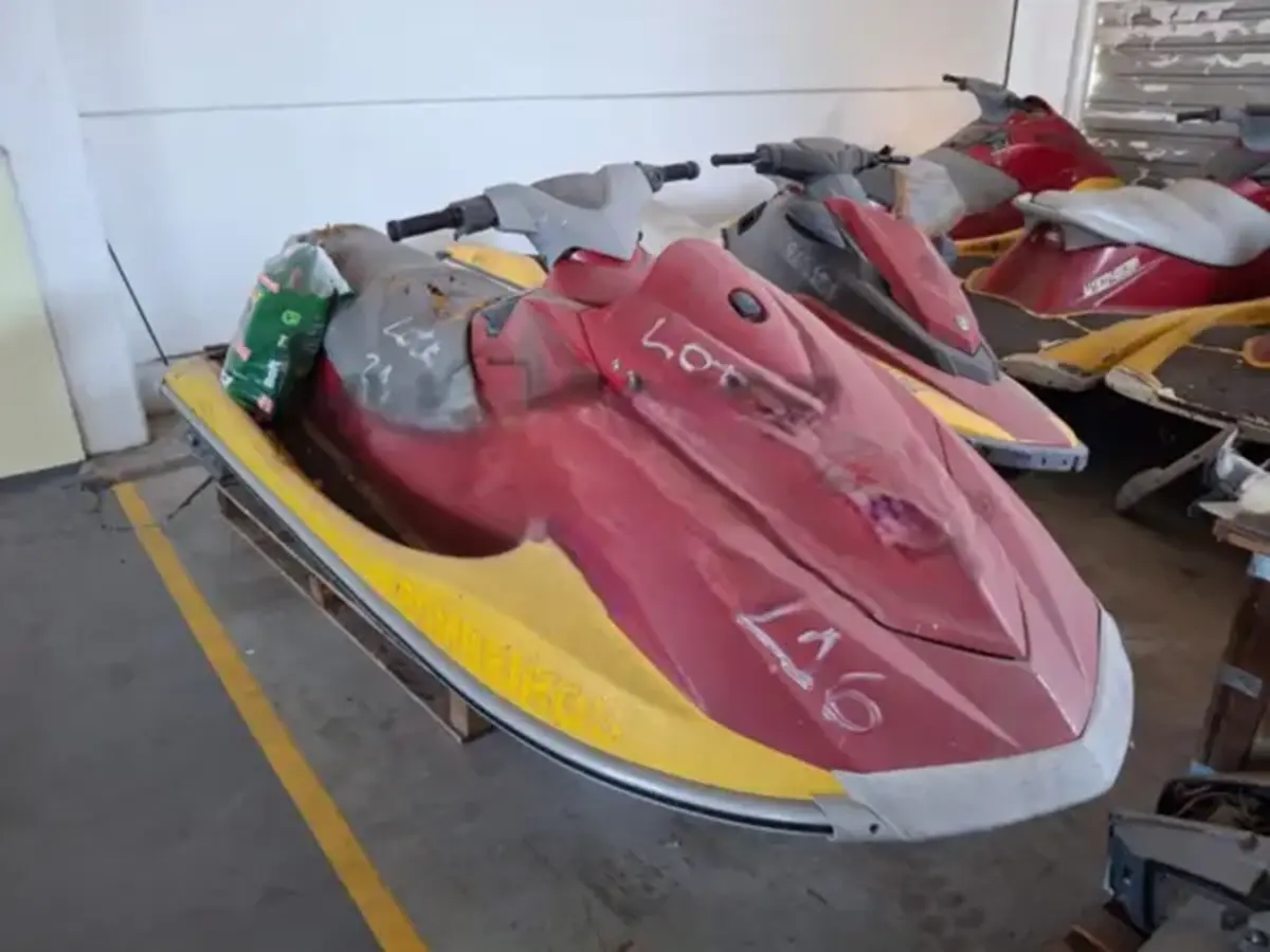 Jet Ski, Barcos Motor de Poupa e Gerador a partir de 400 Reais no Leilão do Governo Estadual