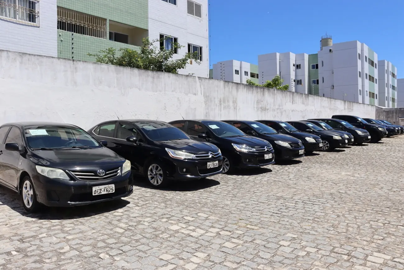 Leilão de Frota do MP tem Corolla assim como caminhonetes e motos