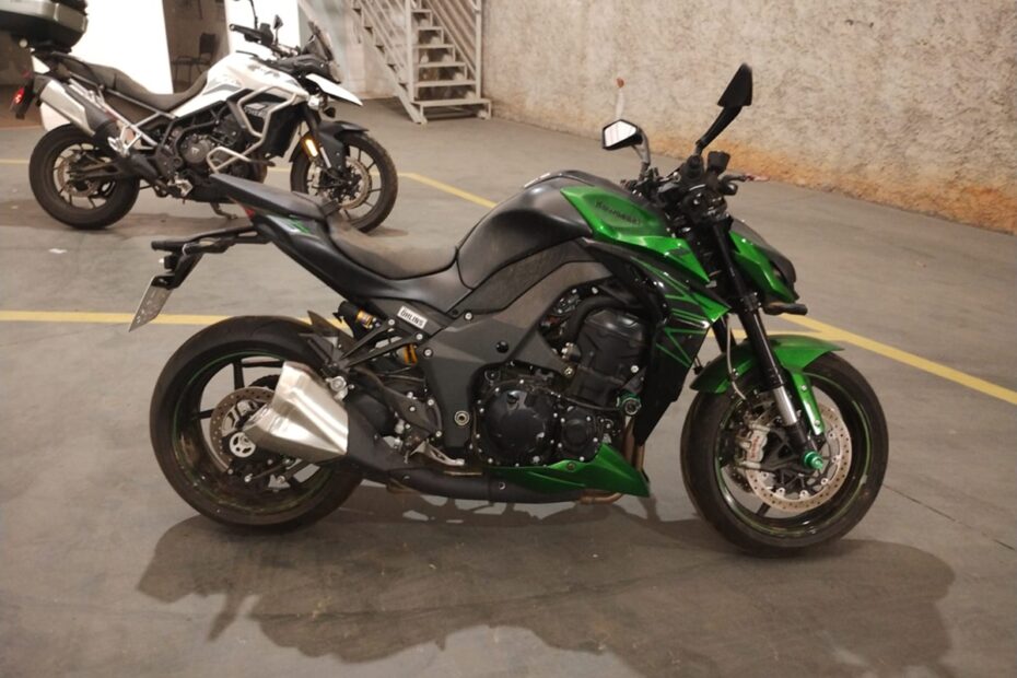 Motos de Luxo como Triumph Tiger e Kawazaki Z1000R e carros no leilão do Ministério da Justiça