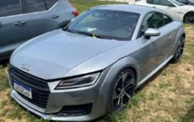 Carros de luxo como Audi TT e Ford Mustang aprendidos pela Polícia Federal vão para leilão esse mês