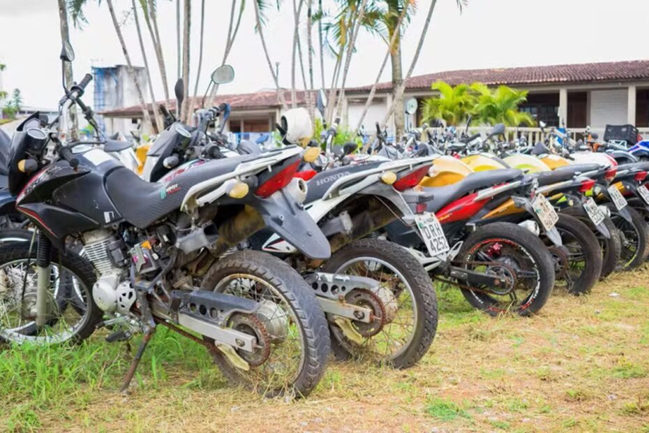 Leilão do Detran carros e motos conservados