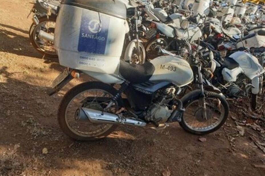 motos com Documento no leilão de Companhia de Saneamento