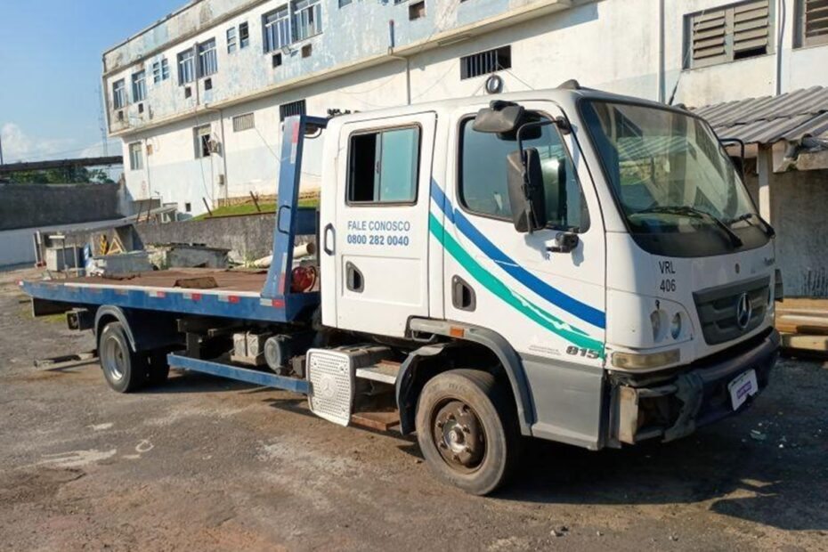 Caminhões Munck e pantafororma guincho, Tratores e motos a partir de 6 mil reais no leilão de companhia de pedágio