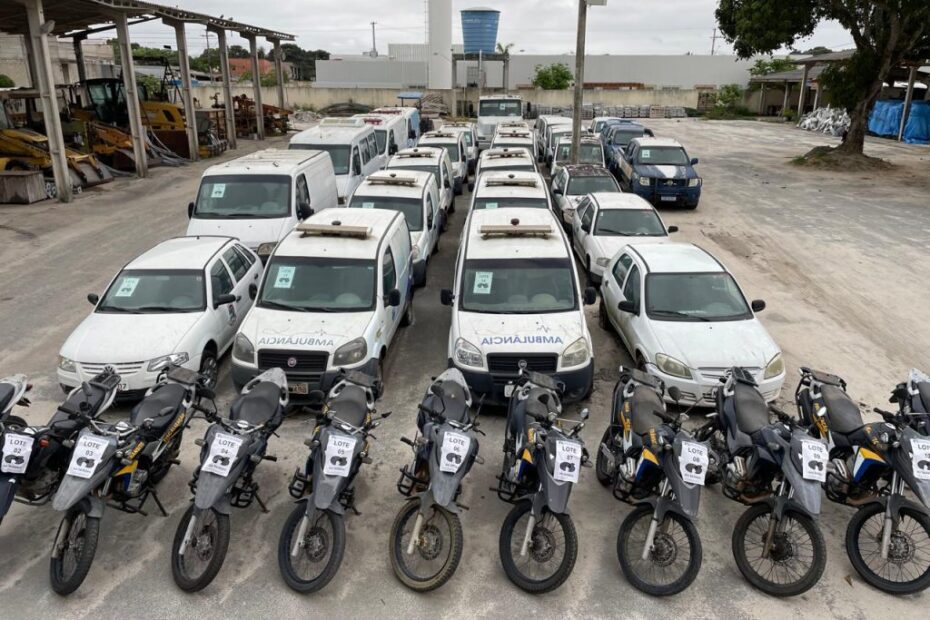 Leilão da Prefeitura de Ponta Grossa terá carros e veículos inservíveis com lances