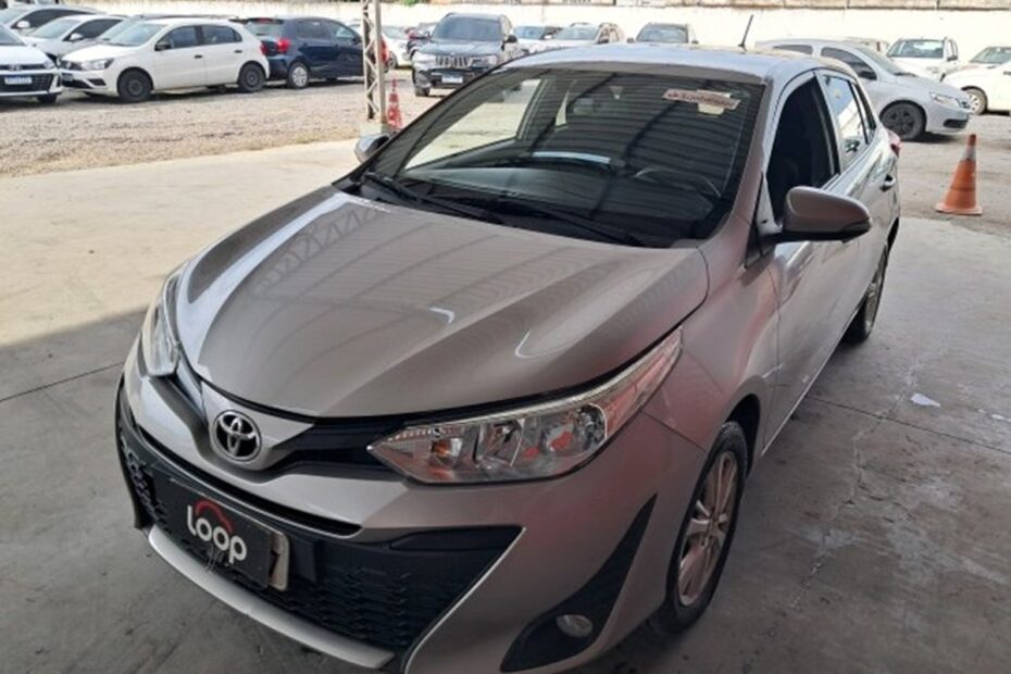 Leilão de veículos retomado de finciamnto em até 60x tem carro e SUVs de luxo, caminhontes e motos