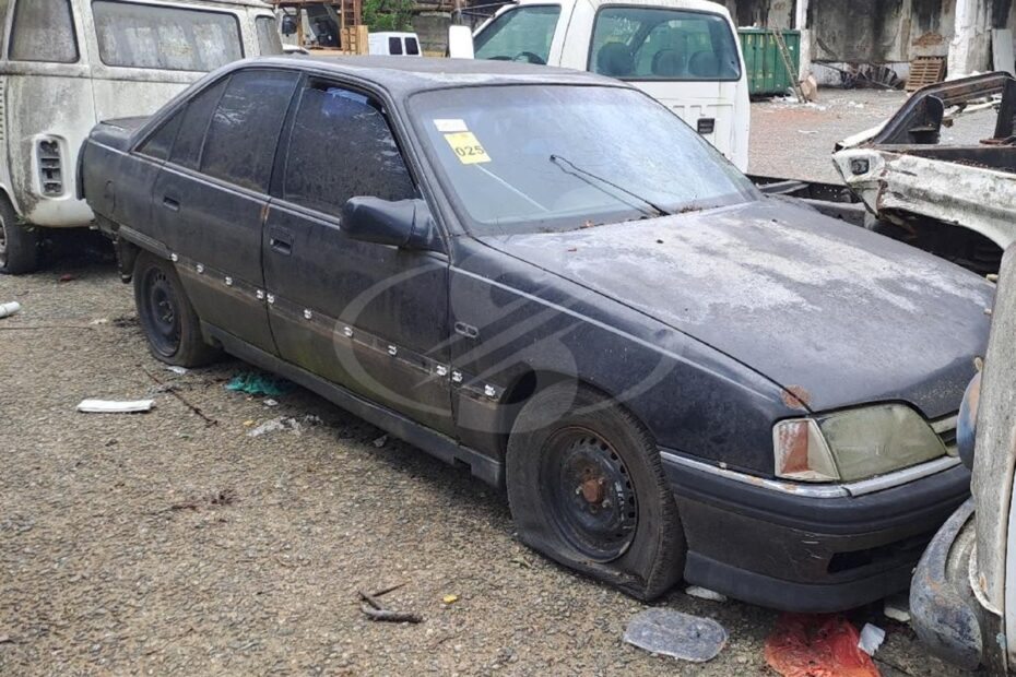 Mega leilão da Prefeitura de São Paulo tem Omega CD, Passat Turbo, Del Rey e outros carros Icônicos