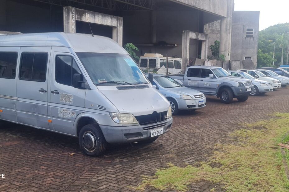 UEM vai leiloar 47 veículos parados
