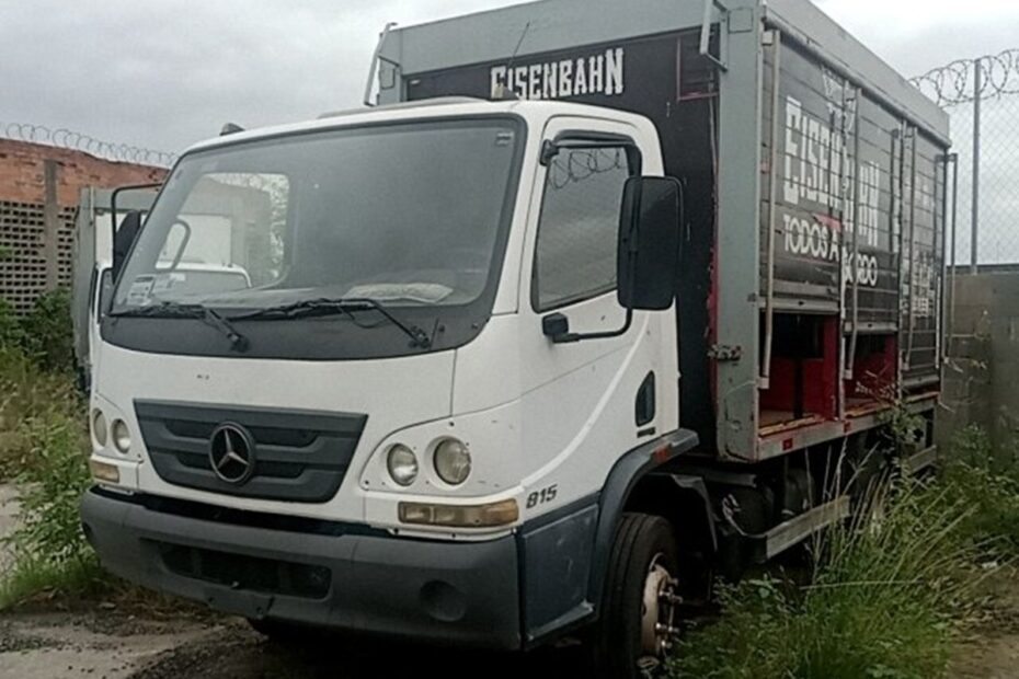 Leilão da cervejaria Heineken tem caminhões motos seminovos a partir de R$ 6.000