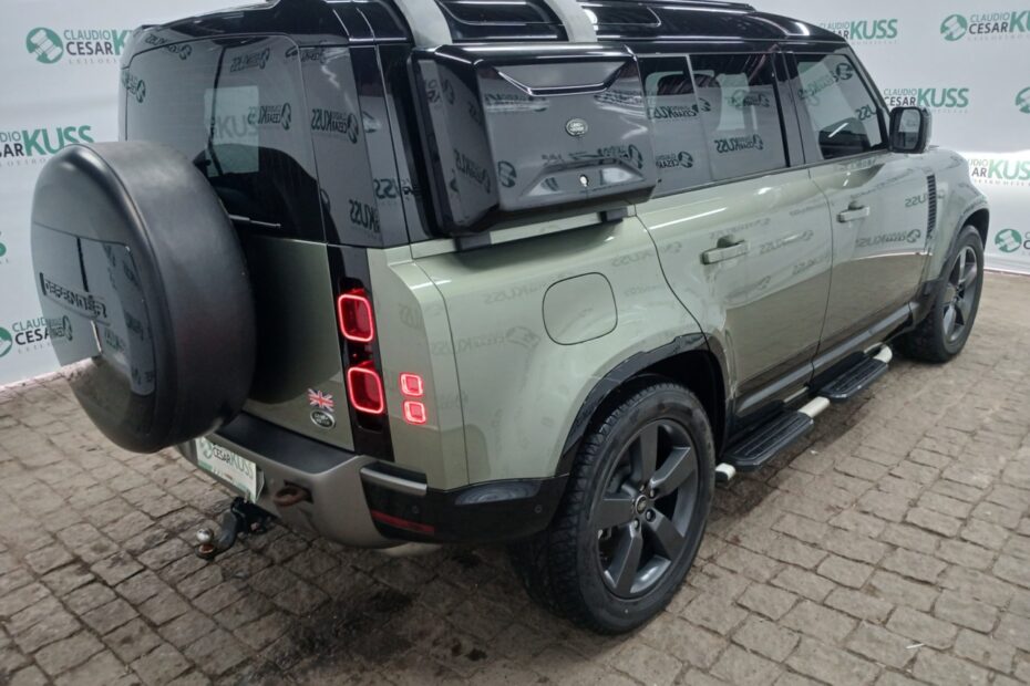 Carros e SUV de luxo como Camaro SS e Land Rover Defender em até 60x no leilão de veículos retomados de finaciamento