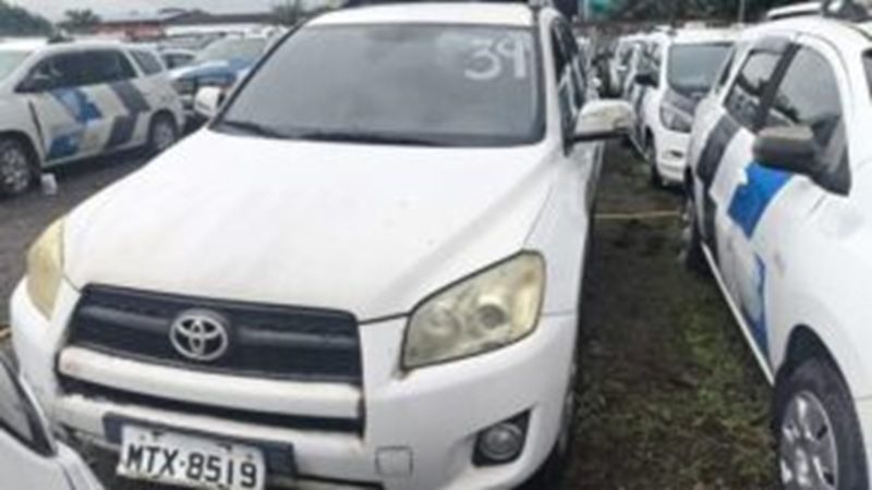 Carros e SUVs da frota da PM a partir de R$ 700 em leilão com 130 veículos