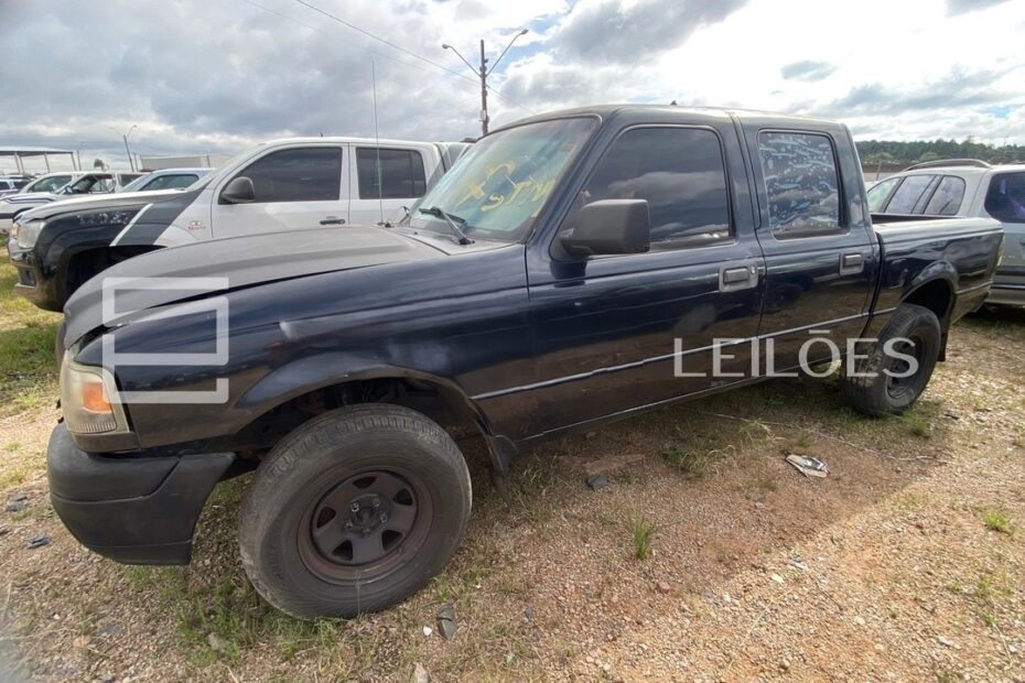 Leilão de viaturas da polícia civiu e militar tem 17 Caminhonetes Ranger e Amarok a partir de R$ 13 mil