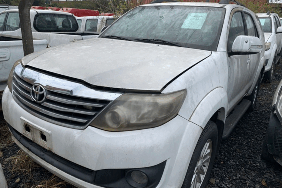 Toyota Hilux SW4 a partir de R$ 11.258 no leilão de frota do governo estadual de São Paulo