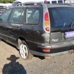 Carros classicos da decada de 90 como Kadette, Escort e Marea a partir de R$ 478 no leilão de Trânsito