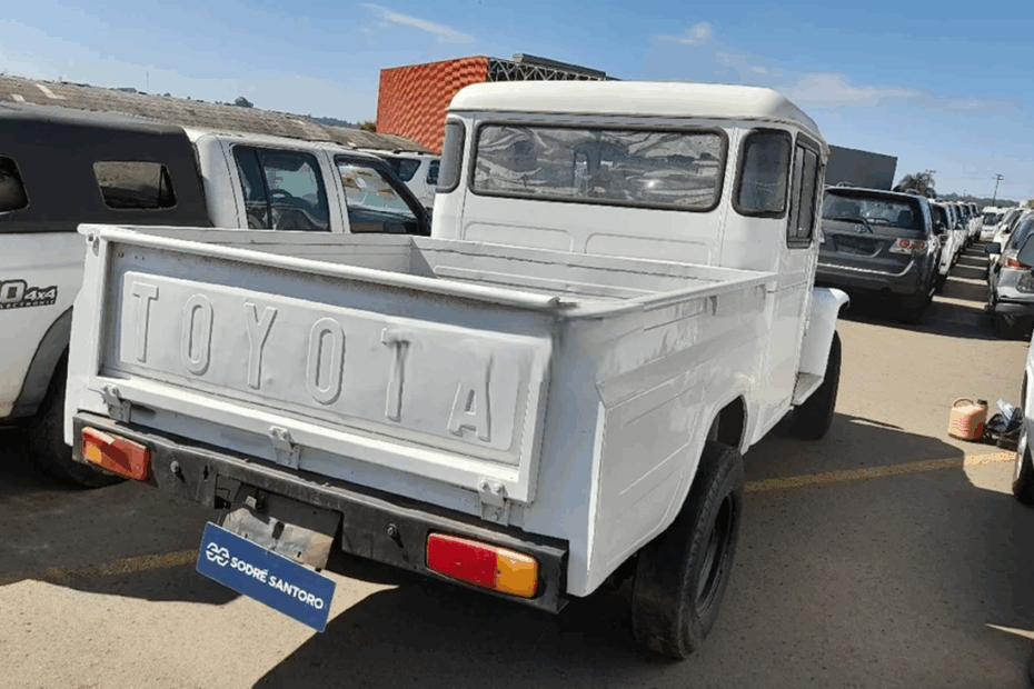 Caminhonetes Hilux, Bandeirante, Ranger e S10 no Leilão do Governo Estadual de São Paulo