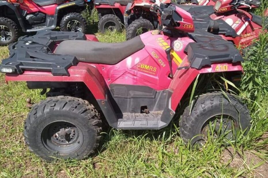 Quadriciclos e moto de trilha no leilão dos bombeiros militar