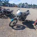 motos como Honda C, CB 500 e Falcon no Leilão do Detran