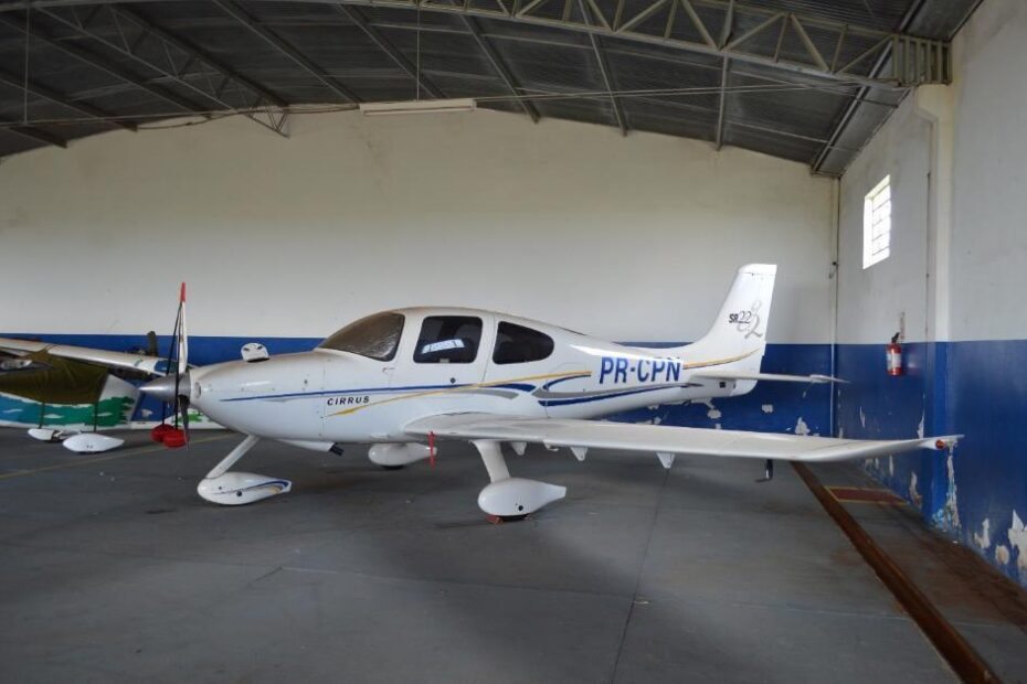 Avião mono motor no leilão de Banco